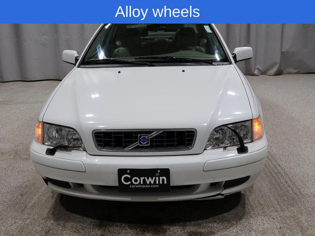 used 2004 Volvo S40 car, priced at $2,998