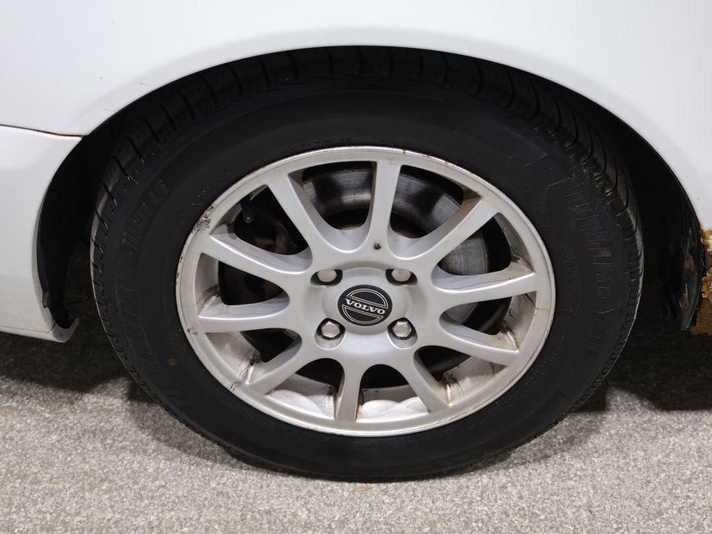 used 2004 Volvo S40 car, priced at $2,998
