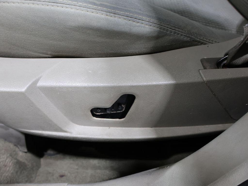 used 2008 Dodge Magnum car, priced at $3,780