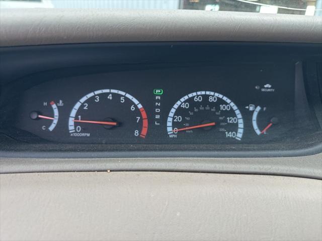 used 2000 Toyota Avalon car, priced at $5,989