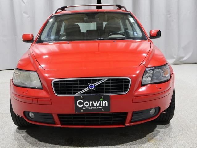 used 2005 Volvo V50 car, priced at $5,497