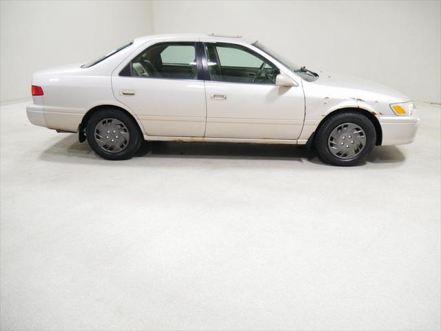 used 2001 Toyota Camry car, priced at $1,500