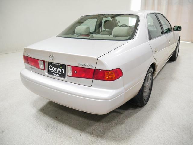 used 2001 Toyota Camry car, priced at $1,500