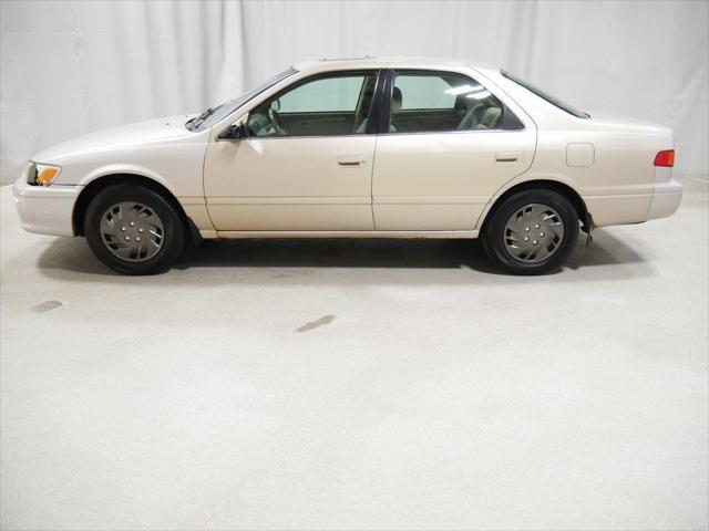 used 2001 Toyota Camry car, priced at $1,500