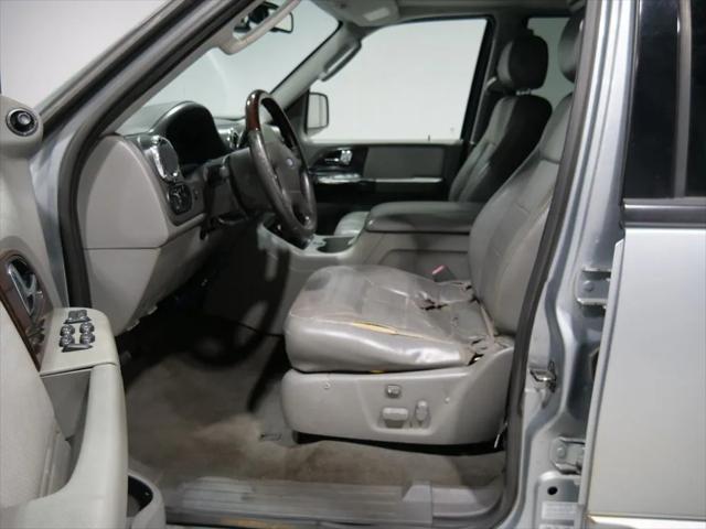 used 2006 Ford Expedition car, priced at $2,272