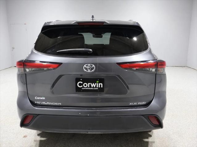 used 2021 Toyota Highlander car, priced at $36,376