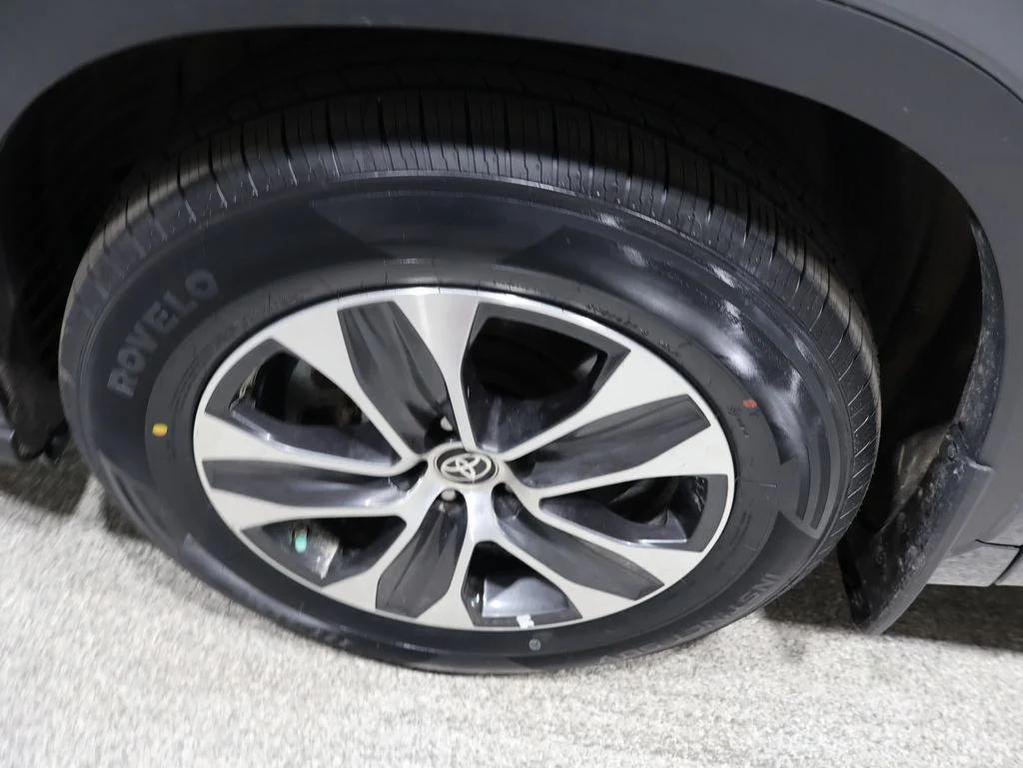 used 2021 Toyota Highlander car, priced at $29,983