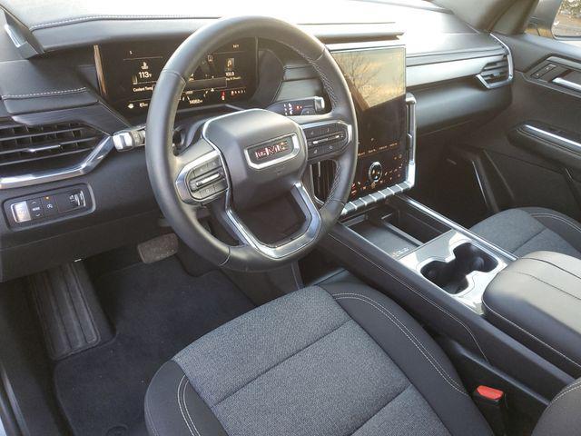 used 2025 GMC Acadia car, priced at $34,289