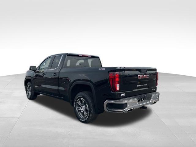 used 2022 GMC Sierra 1500 car, priced at $34,908