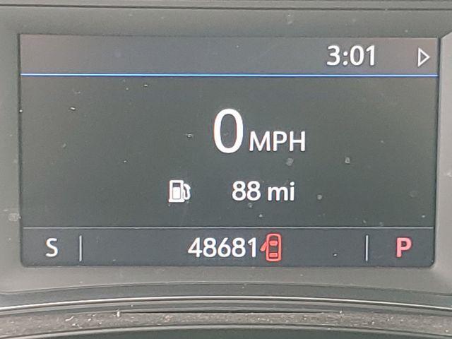 used 2023 Chevrolet Traverse car, priced at $29,429