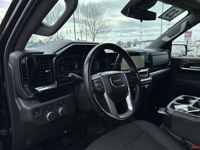 used 2023 GMC Sierra 1500 car, priced at $40,000