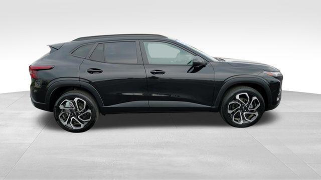 used 2024 Chevrolet Trax car, priced at $23,147