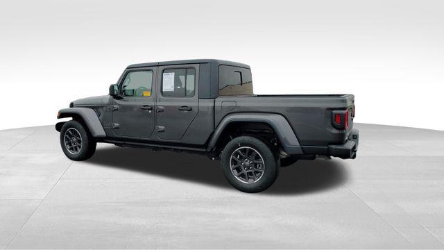 used 2021 Jeep Gladiator car, priced at $30,256
