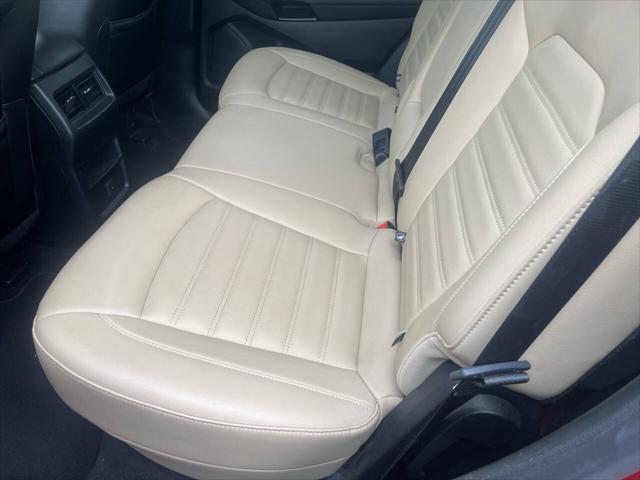 used 2019 Ford Edge car, priced at $15,900