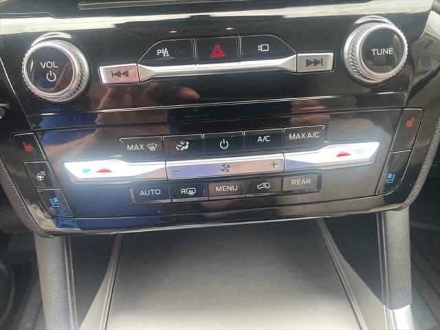 used 2021 Ford Explorer car