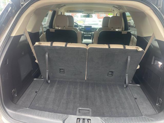 used 2021 Ford Explorer car