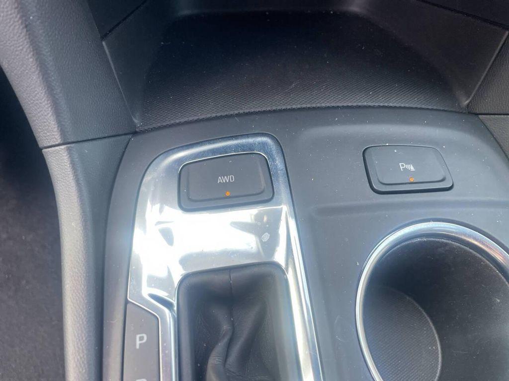 used 2023 Chevrolet Equinox car, priced at $23,995