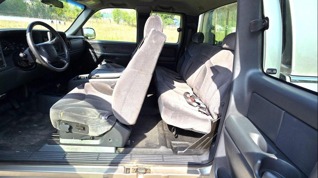 used 2002 GMC Sierra 1500 car, priced at $7,895