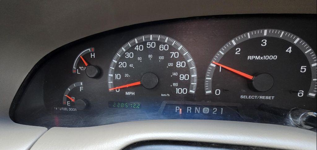 used 2000 Ford F-150 car, priced at $5,995