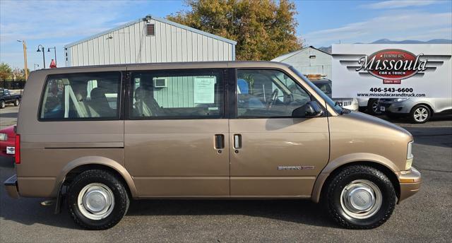 used 1999 GMC Safari car, priced at $7,995