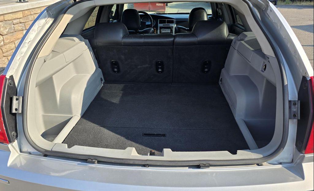 used 2006 Dodge Magnum car, priced at $11,995