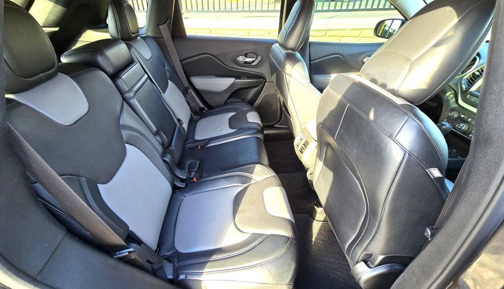 used 2014 Jeep Cherokee car, priced at $10,995