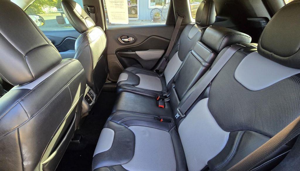 used 2014 Jeep Cherokee car, priced at $10,995