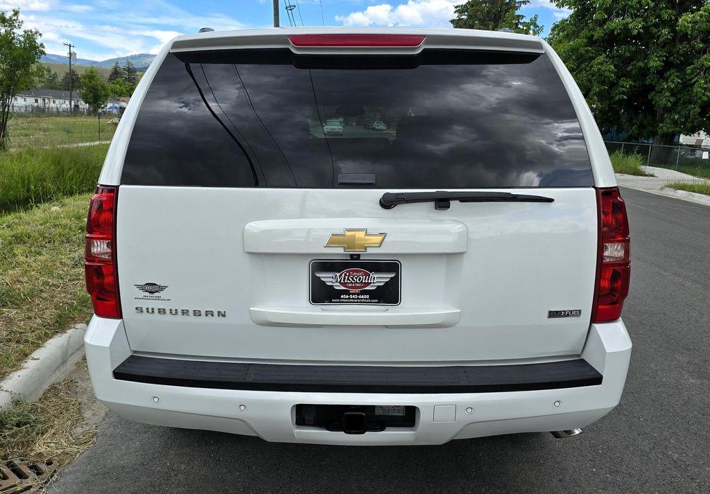 used 2009 Chevrolet Suburban car, priced at $9,995