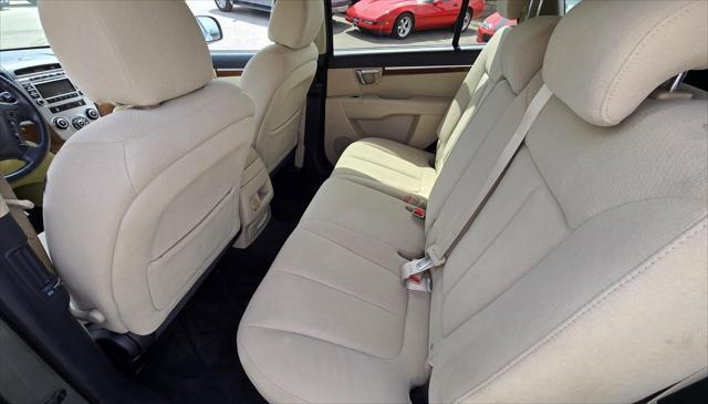used 2009 Hyundai Santa Fe car, priced at $7,495