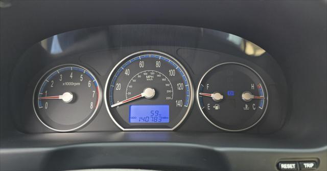 used 2009 Hyundai Santa Fe car, priced at $7,495