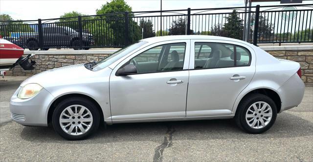used 2007 Chevrolet Cobalt car, priced at $3,495