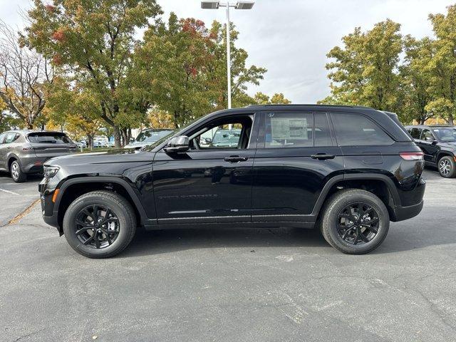 new 2025 Jeep Grand Cherokee car, priced at $46,025