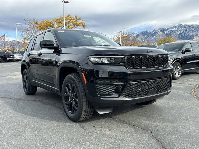 new 2025 Jeep Grand Cherokee car, priced at $46,025