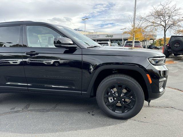 new 2025 Jeep Grand Cherokee car, priced at $46,025