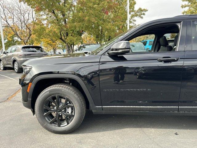 new 2025 Jeep Grand Cherokee car, priced at $42,614