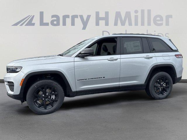 new 2025 Jeep Grand Cherokee car, priced at $42,613