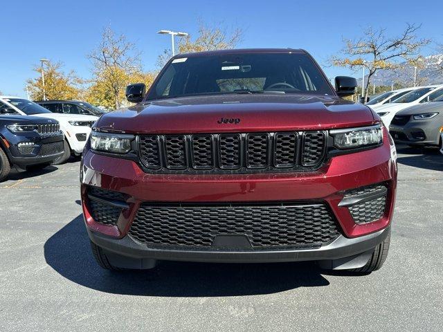 new 2025 Jeep Grand Cherokee car, priced at $47,525