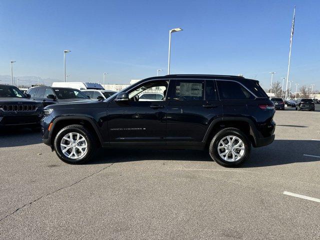 new 2024 Jeep Grand Cherokee car, priced at $42,379