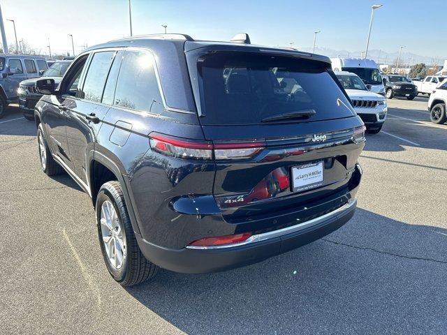 new 2024 Jeep Grand Cherokee car, priced at $42,850