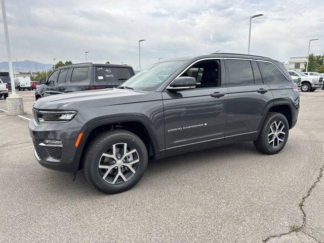 new 2025 Jeep Grand Cherokee car, priced at $49,437