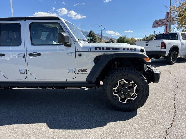 new 2022 Jeep Gladiator car, priced at $49,990