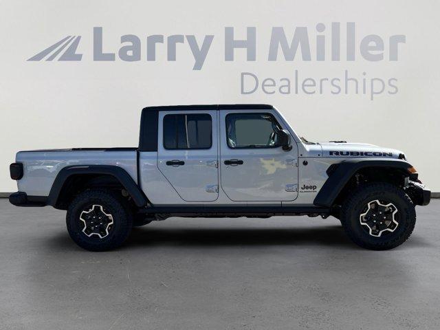 new 2022 Jeep Gladiator car, priced at $49,990