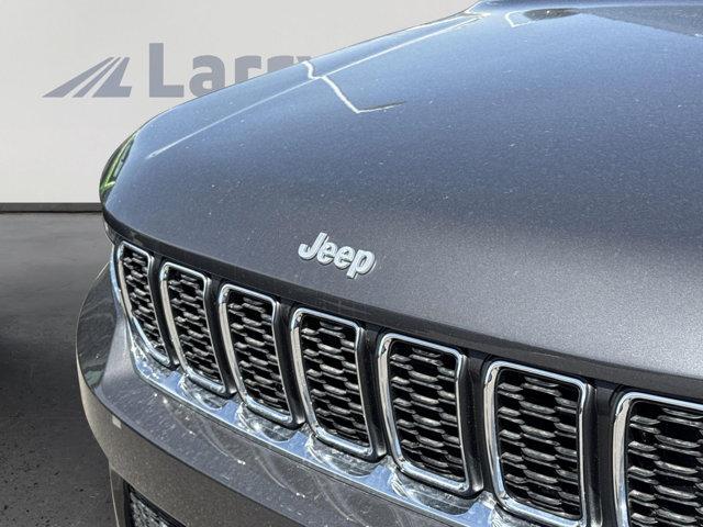 new 2025 Jeep Grand Cherokee car, priced at $41,767