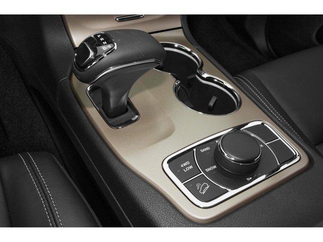 used 2015 Jeep Grand Cherokee car, priced at $16,448