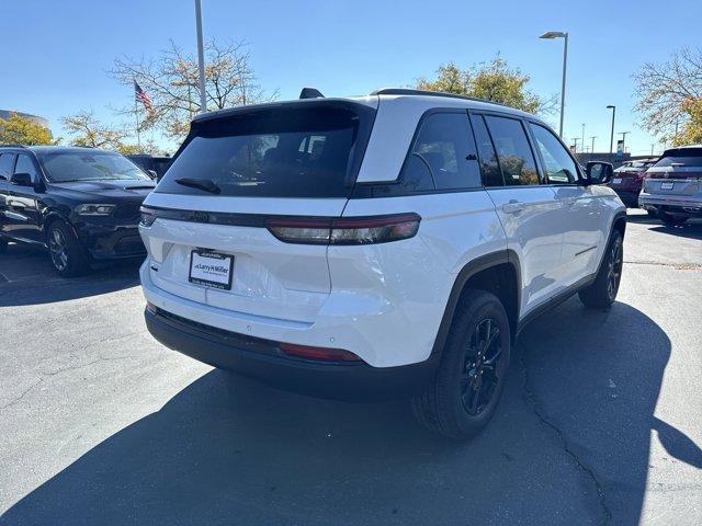 new 2025 Jeep Grand Cherokee car, priced at $46,930