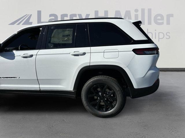 new 2025 Jeep Grand Cherokee car, priced at $45,578