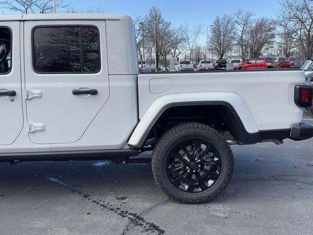 new 2025 Jeep Gladiator car, priced at $43,413