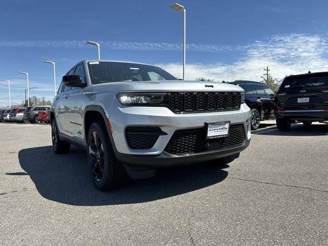 new 2024 Jeep Grand Cherokee car, priced at $41,485