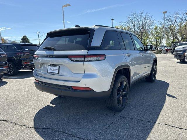 new 2024 Jeep Grand Cherokee car, priced at $44,485