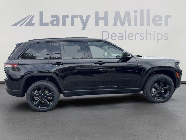 new 2025 Jeep Grand Cherokee car, priced at $52,716